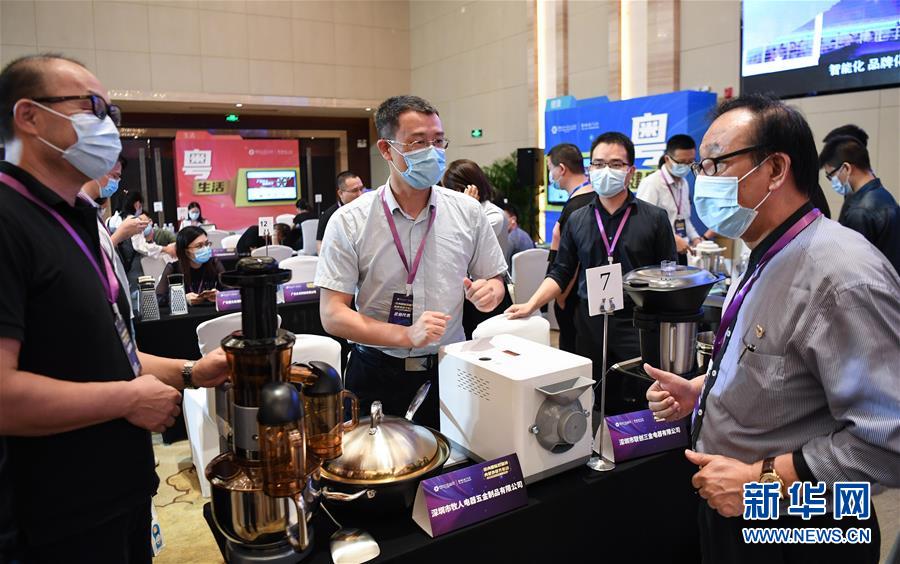 (新华全媒头条·图文互动)(12)擘画新蓝图 开启新征程——写在党的十九届五中全会召开之际 (新华全媒头条·图文互动)(12)擘画新蓝图 开启新征程——写在党的十九届五中全会召开之际