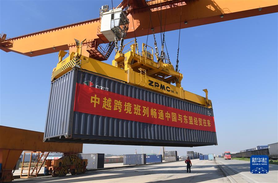 (新华全媒头条·图文互动)(4)十八岁的见证——从东博会看中国—东盟合作之变 (新华全媒头条·图文互动)(4)十八岁的见证——从东博会看中国—东盟合作之变